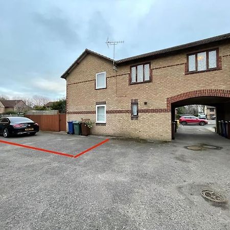 Harmony In Bicester Villa Buitenkant foto