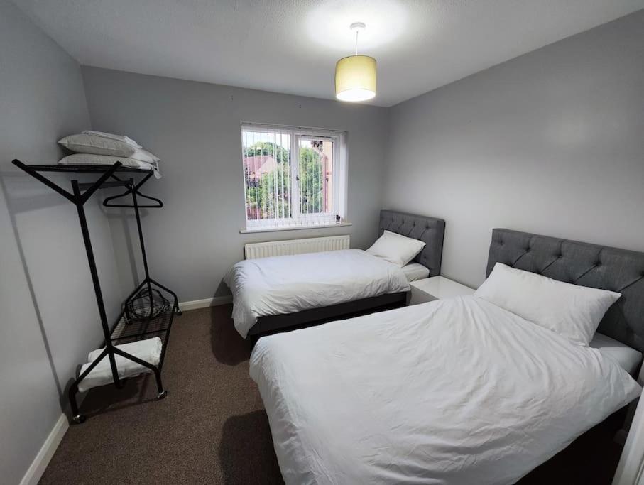 Harmony In Bicester Villa Buitenkant foto